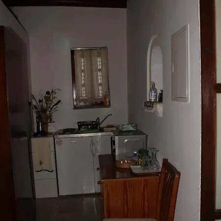 Georgia's House Fíti